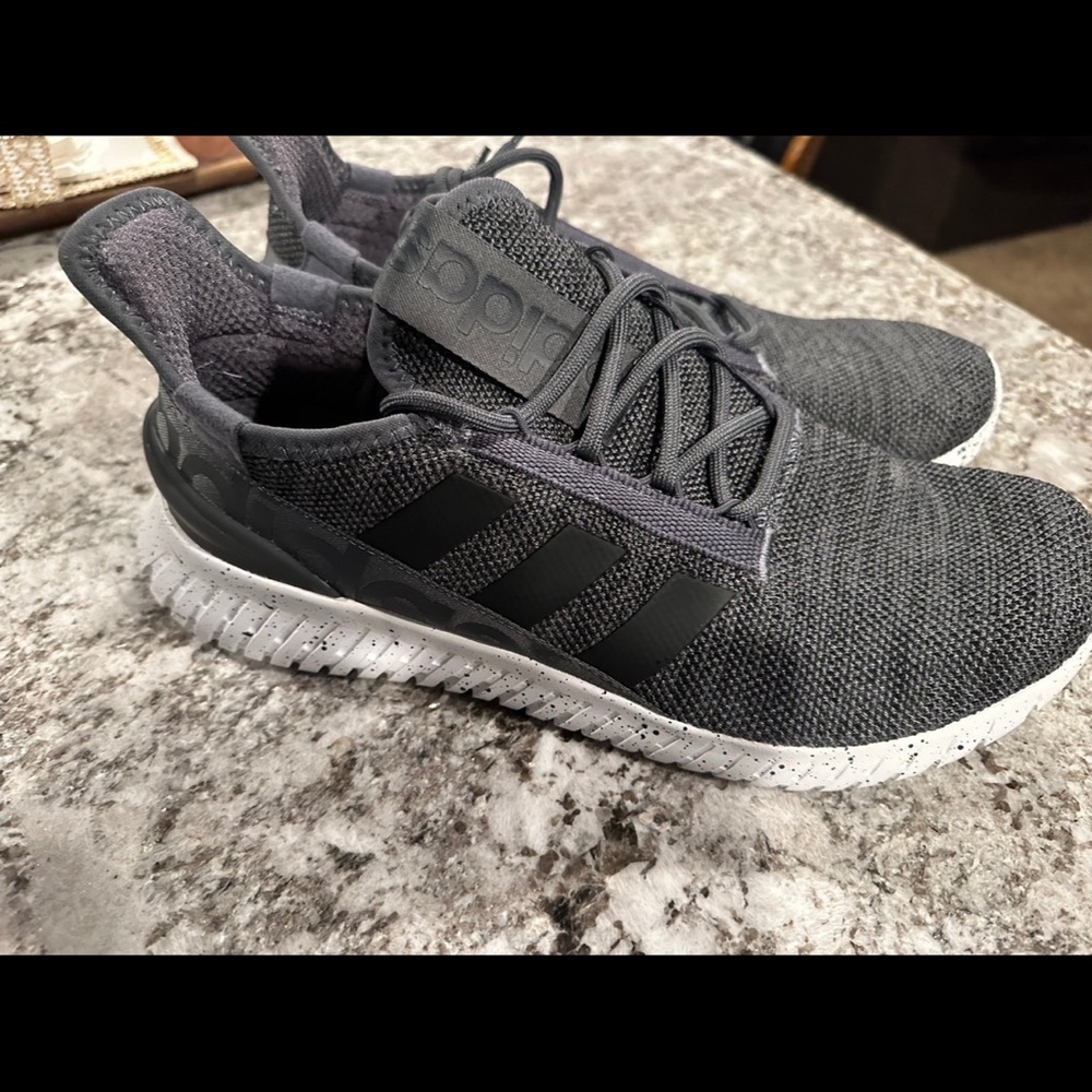 Adidas Kaptir